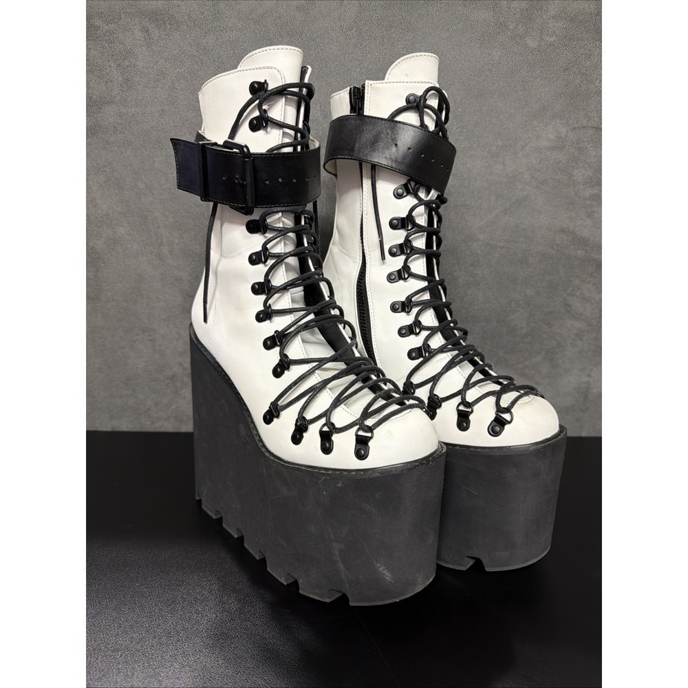 Dolls Kill Widow White Wedge Platform Ghostly Traitor Boots Size 10